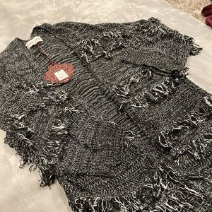 NWT Knox Rose fringe cardigan